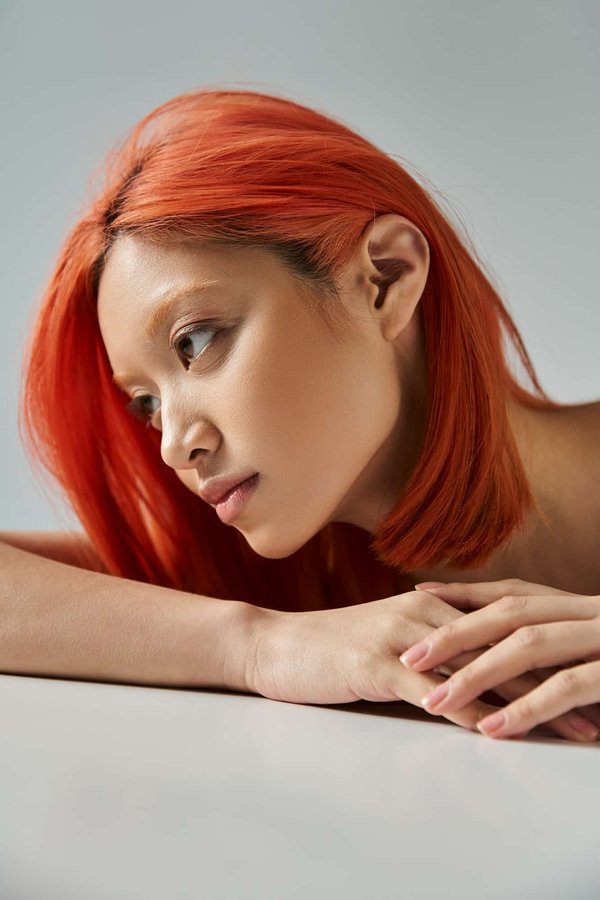 What are the Best Tips for Styling a Cape Coat for a Sophisticated Look?